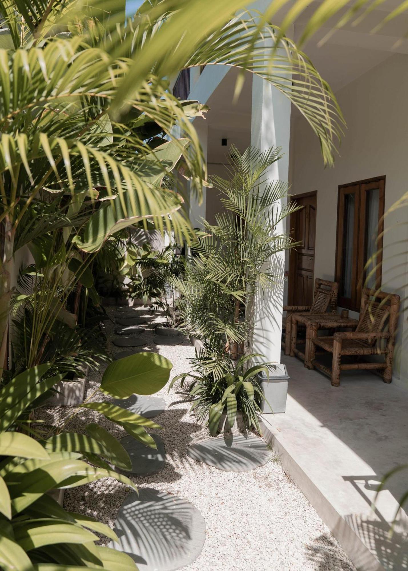 Nalua Surf Boutique Hotel Kuta  Экстерьер фото